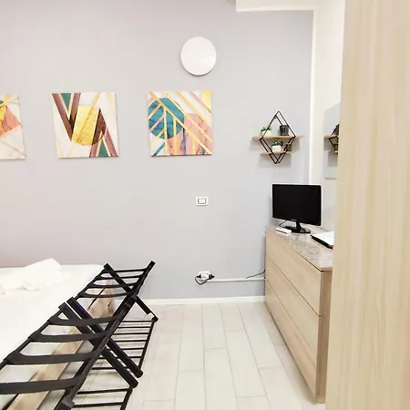 Rho Fiera Milano - Onit's * Pero